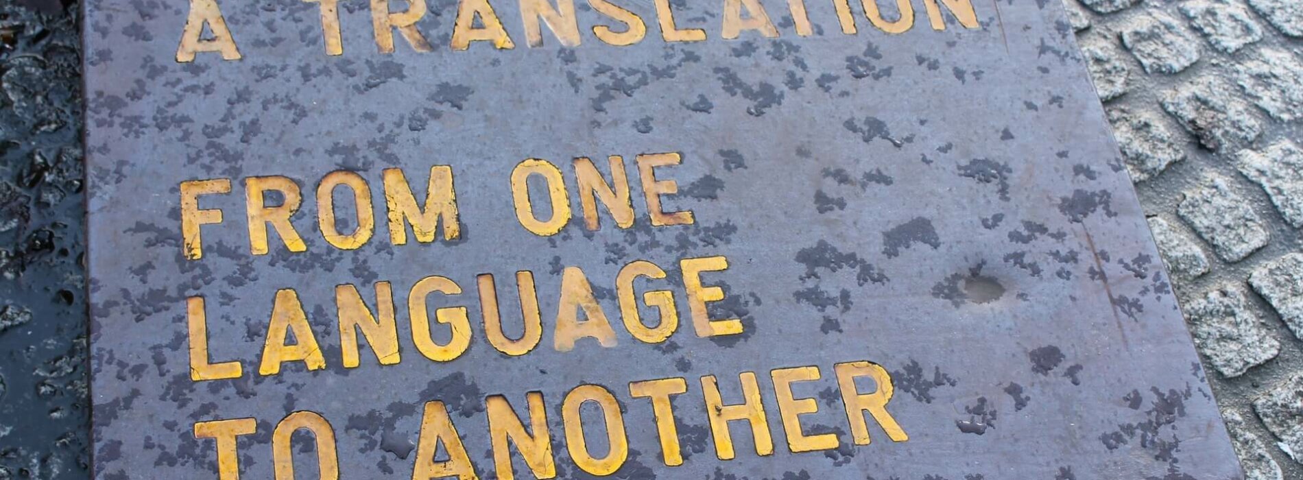 Tłumaczenia online – praca tłumacza freelancera