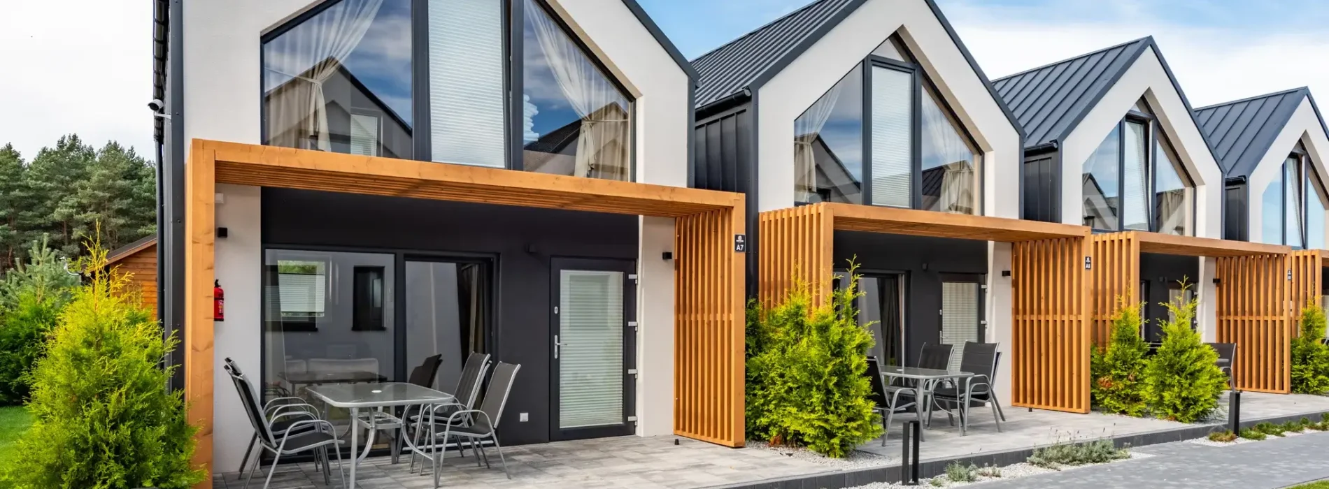 Domki nad Morzem Bałtyckim – jak wybrać idealne miejsce na rodzinny wypoczynek?